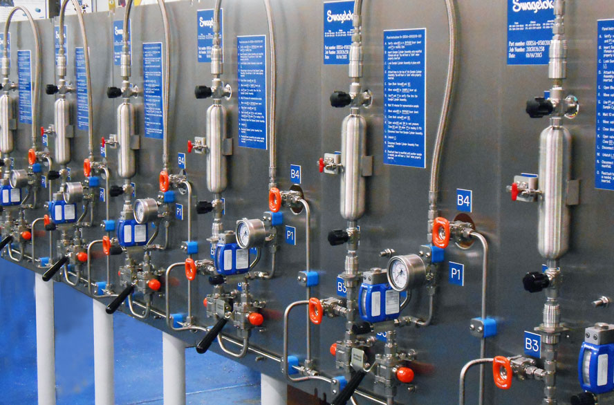 Giải pháp lắp đặt hệ thống lấy mẫu khí lỏng 1 Giải pháp lắp đặt hệ thống lấy mẫu khí lỏng panels