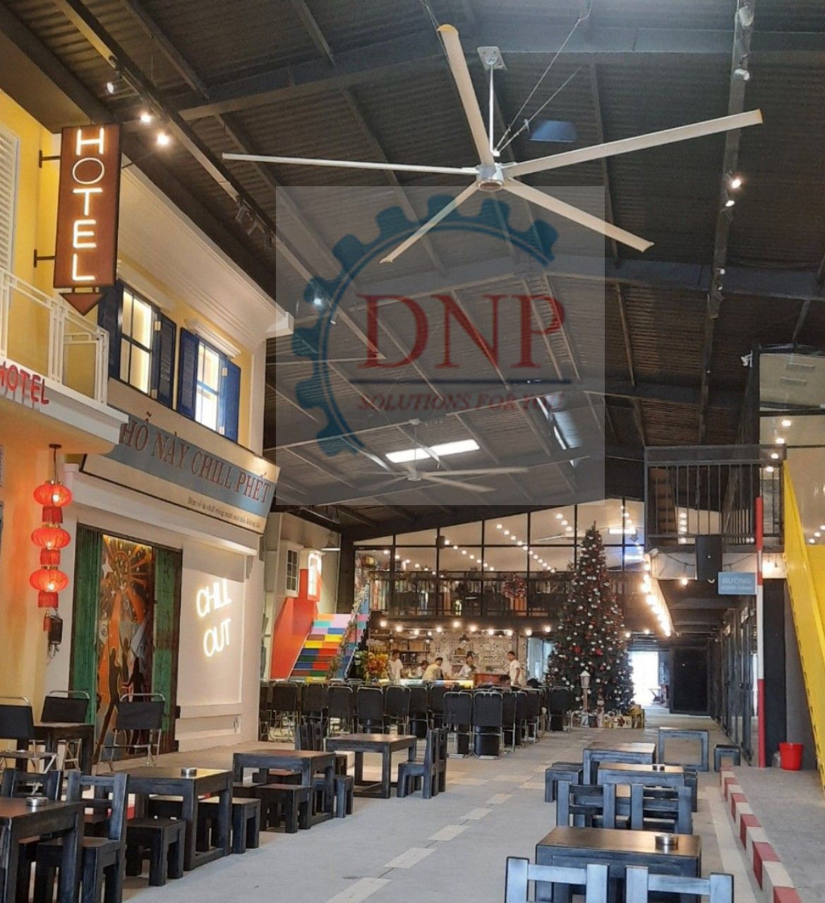 LẮP ĐẶT QUẠT TRẦN TẠI QUÁN CÀ PHÊ CHILLIN COFFEE z4506283837979 f64eeec99674c58f31697c074a6f98a0 result